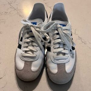 Adidas Samba OG, cloud white, core black, gym MENS size 6.5, WOMENS 7.5.